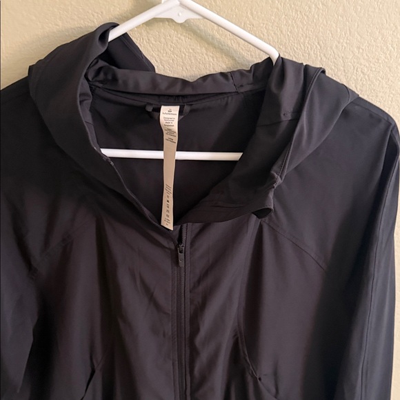 lululemon athletica Jackets & Blazers - Women's Black lululemon Hooded Jacket